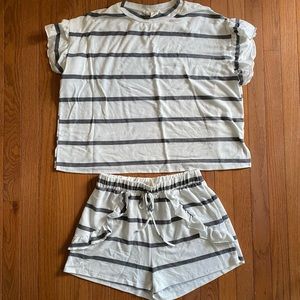 Ultra soft ruffled boutique shorts lounge set L LN